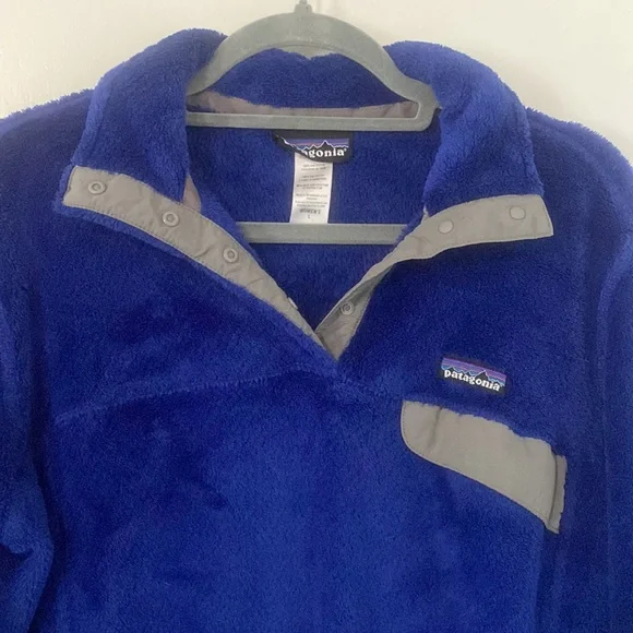 Women’s Patagonia blue fleece sweatshirt - Picture 4 of 4